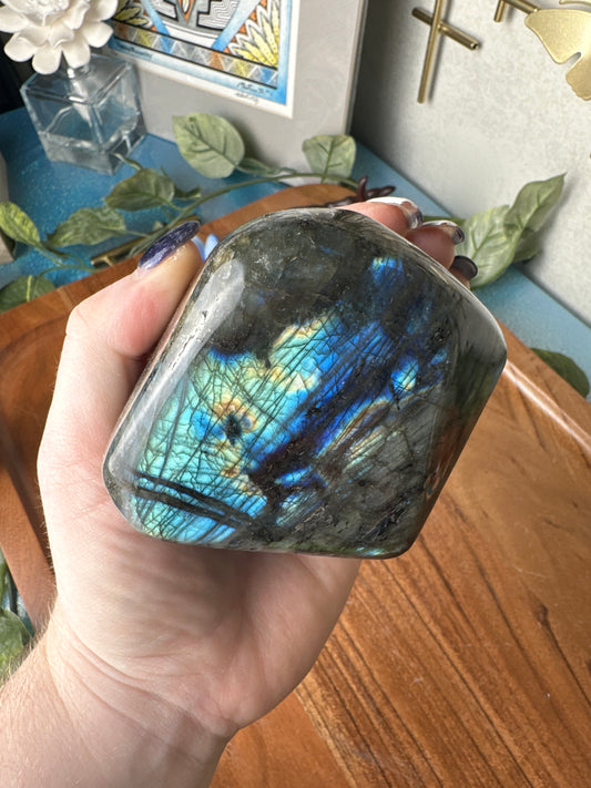 Blue Flash Labradorite